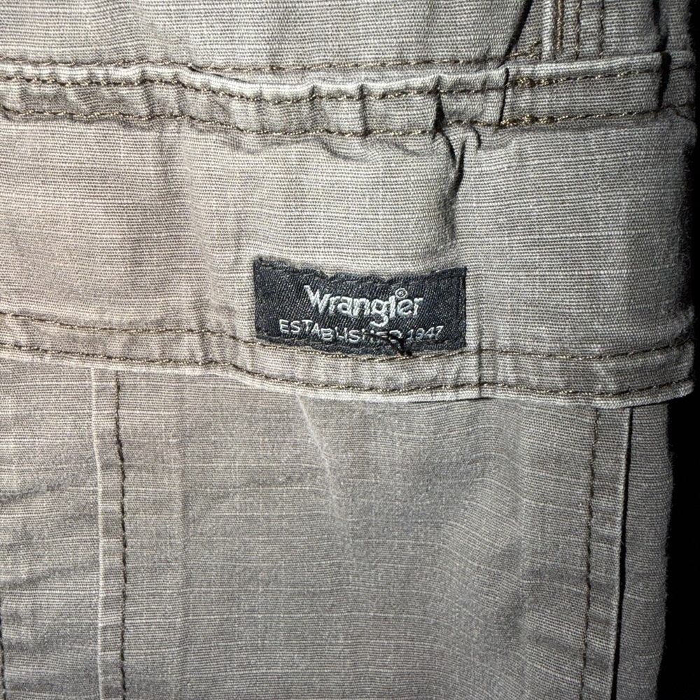 Wrangler Cargo Pants - Picture 4 of 7